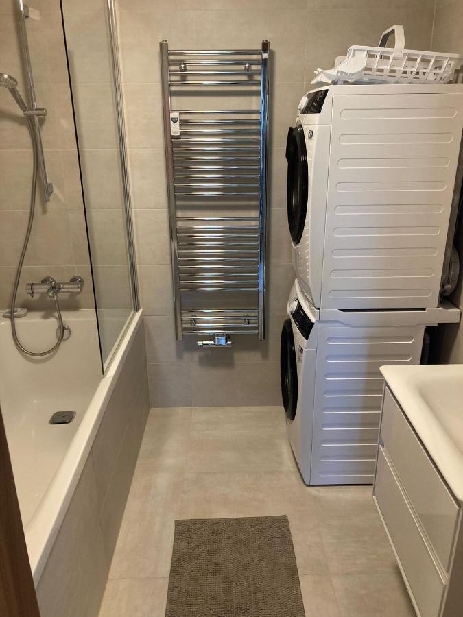 Apartman 696 Pod Jestedem ลิเบอเรซ ภายนอก รูปภาพ