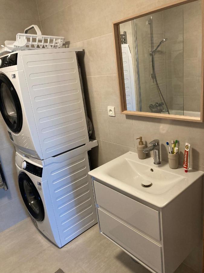 Apartman 696 Pod Jestedem ลิเบอเรซ ภายนอก รูปภาพ