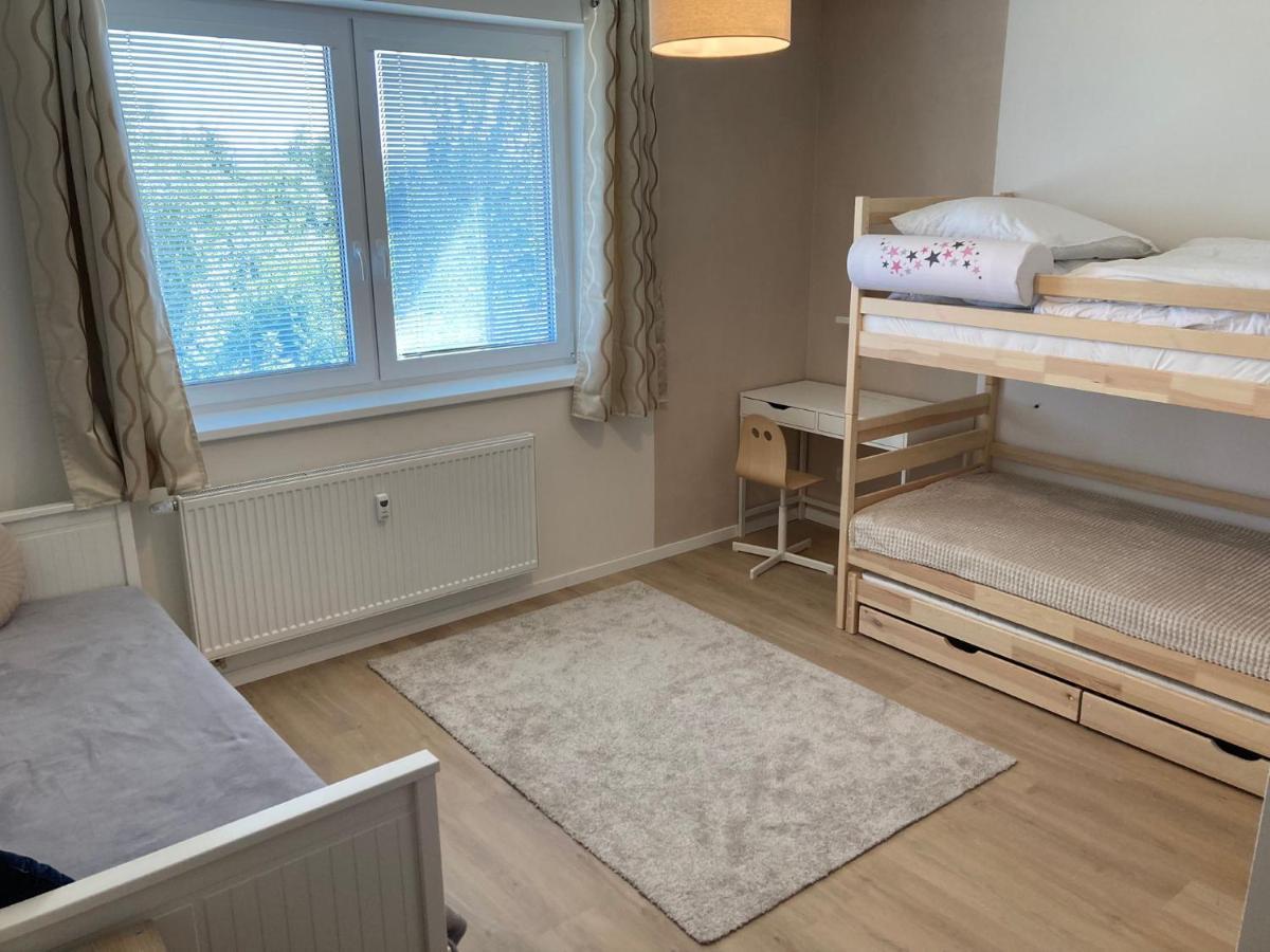 Apartman 696 Pod Jestedem ลิเบอเรซ ภายนอก รูปภาพ
